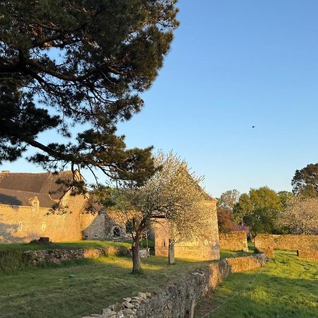 Gite De Couple Cosy Avec Vue Sur Chateau Tremohar - Golfe Du Morbihan, 20 Min De Vannes Berric Екстериор снимка